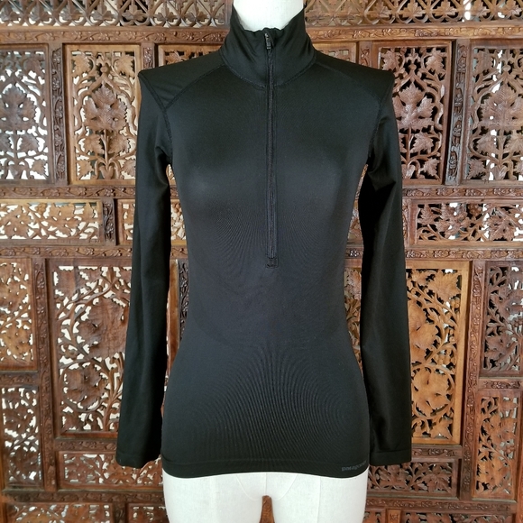 Patagonia Black Half Zip Pullover XS
